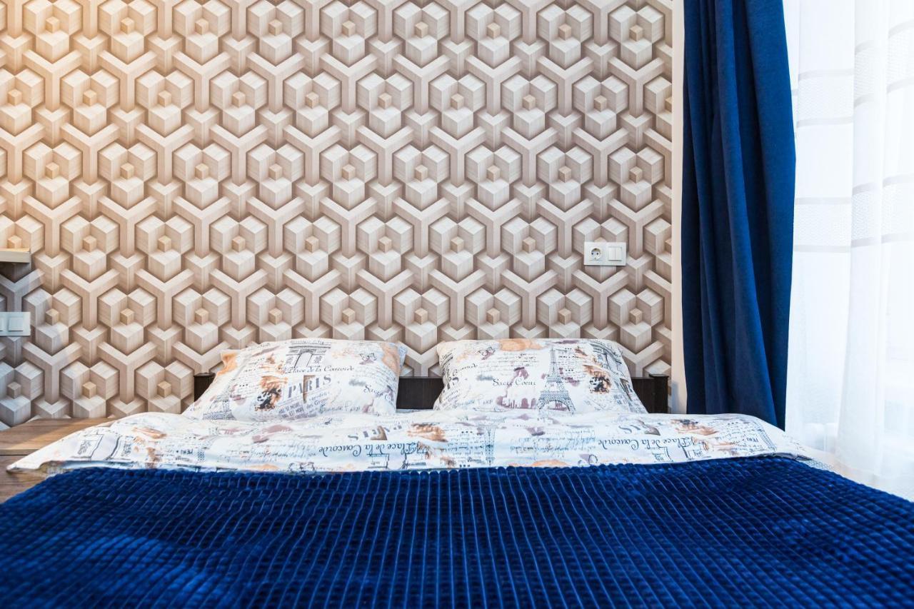2 Kn. Romana Apartment リヴィウ エクステリア 写真