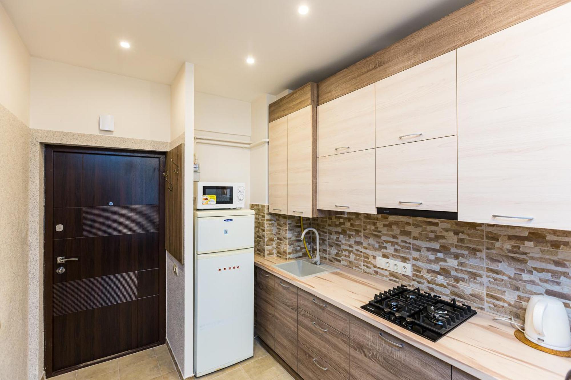 2 Kn. Romana Apartment リヴィウ エクステリア 写真