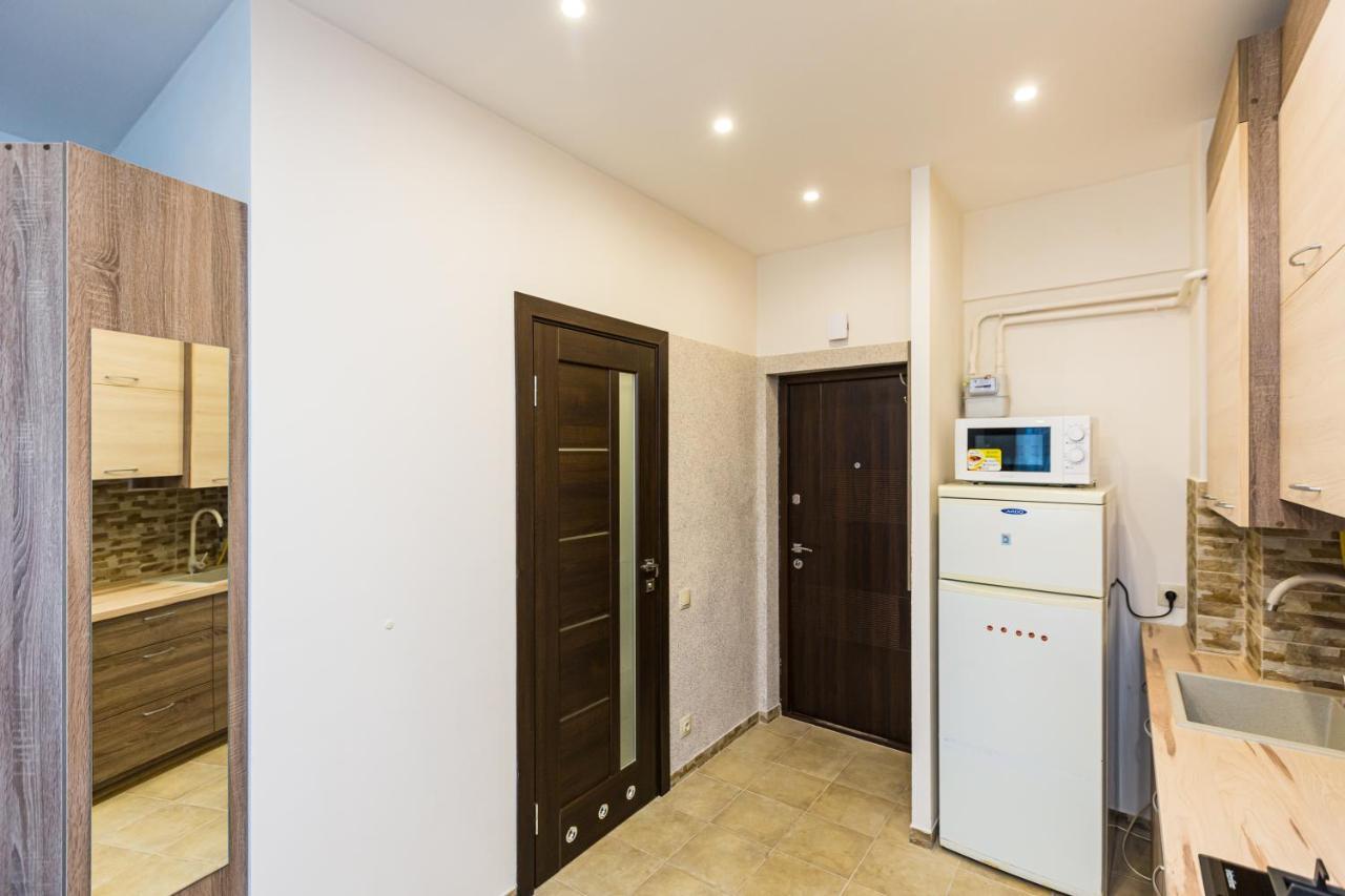 2 Kn. Romana Apartment リヴィウ エクステリア 写真